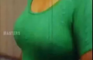 XXX لزبین تصمیم کونهای سفید بزرگ به سعی کنید در حمام