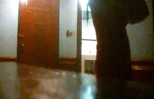 XXX شخص ساده و معصوم در جوراب ساق بلند قرمز و اسپرم سکس کونبزرگ بر روی صورت