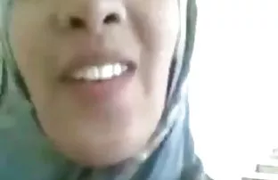 XXX لزبین فاک انگشت سکسکون بزرگ