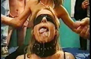 XXX آنا باسن بزرگ سکسی باعث می شود یک زیبا,