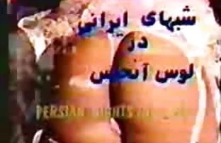 XXX طرف با پوشیدن ماسک بمکد سکس زنان کون بزرگ دیک